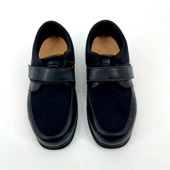 Mt. Emey Other - MT. EMEY MENS SHOES , size 12/6E , black , good condition , preowned